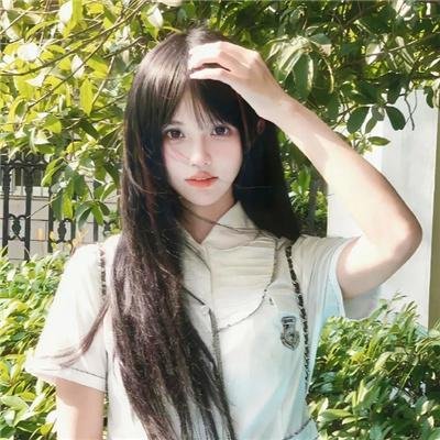 纸板屋女孩